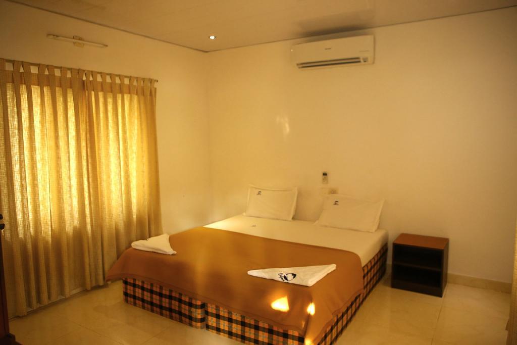 Dolphin Bay Varkala Exterior photo